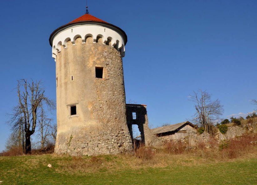 Kalc Castle, Bač, Ilirska Bistrica, Slovenia, Slovenia